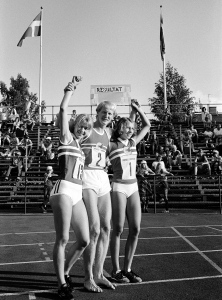 Lena B Hans A Liz H SM-75